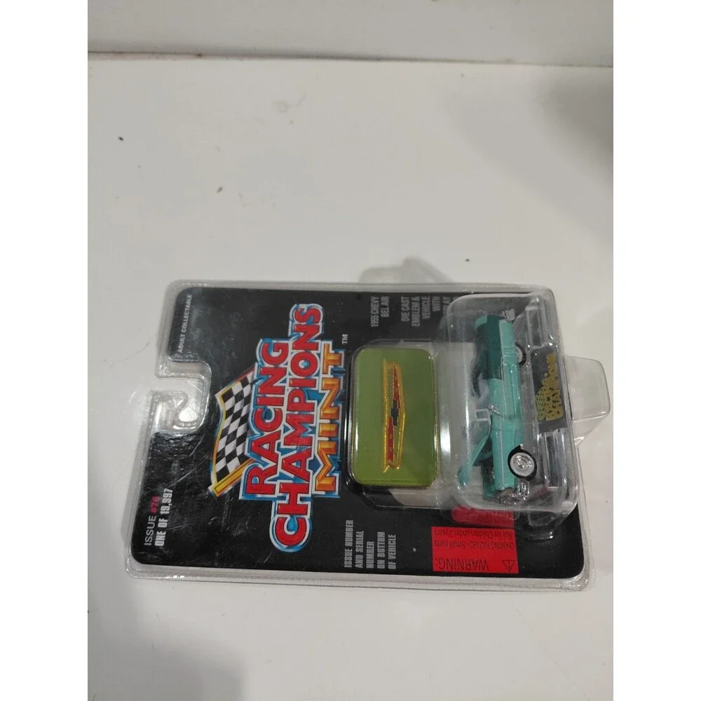 Racing Champions Mint 1:61 Die Cast 1955 Chevrolet Bel Air Convertible Car